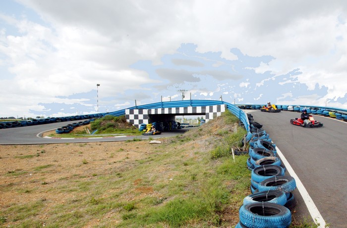 http://www.sunkarting.fr/images/Photo-025.jpg